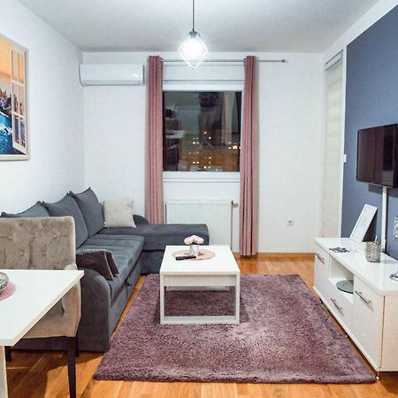 Apartman Royal 2 Ντόμποϊ Εξωτερικό φωτογραφία