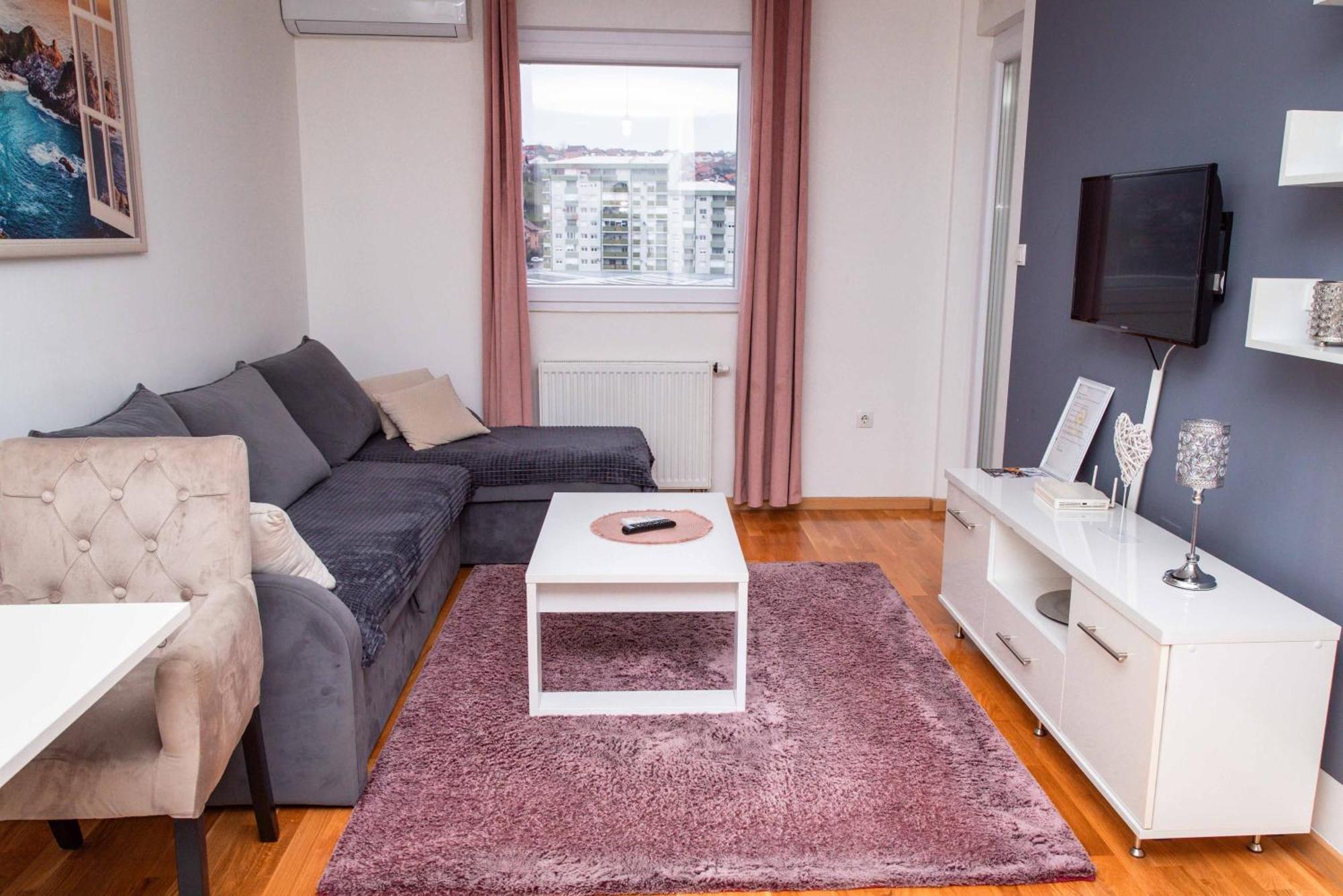 Apartman Royal 2 Ντόμποϊ Εξωτερικό φωτογραφία