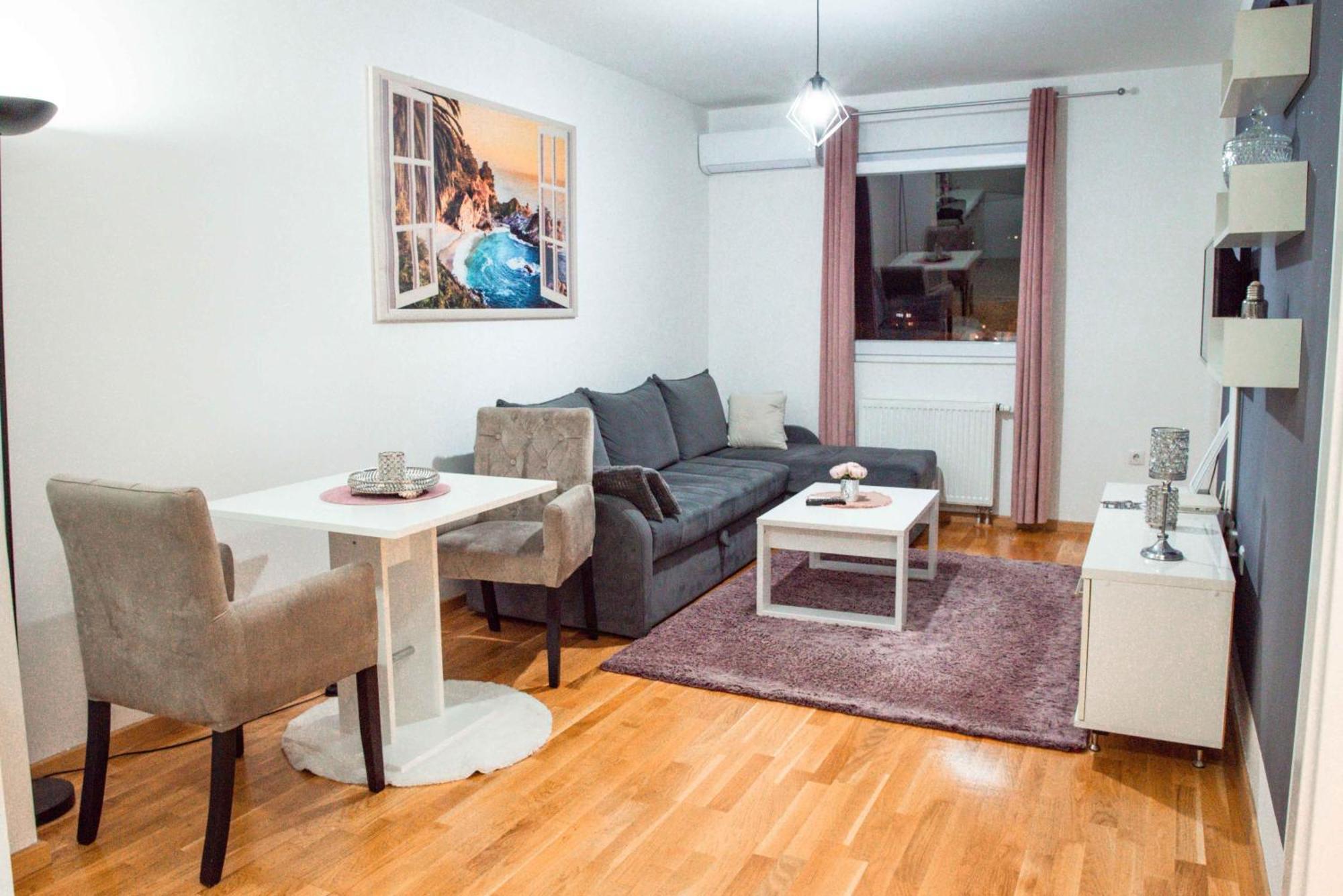 Apartman Royal 2 Ντόμποϊ Εξωτερικό φωτογραφία